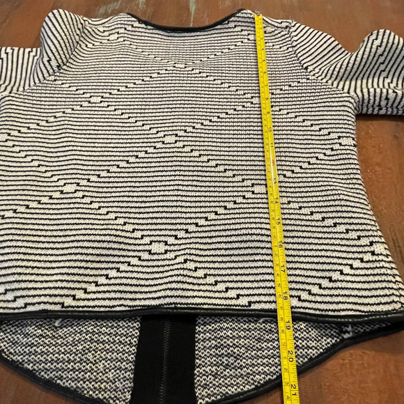 Margareth Oleary Women's Tricot Leather Trim Cardigan - Picture 7 of 8